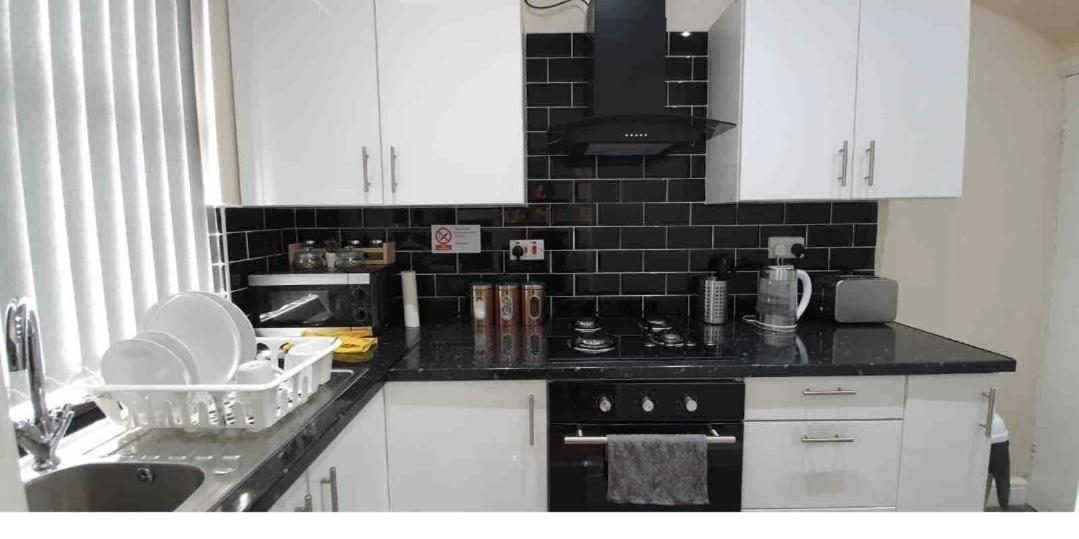 Bright Sunny, Double Bed With Garden, Tv And Wi-Fi Hotel Leeds  Exterior foto